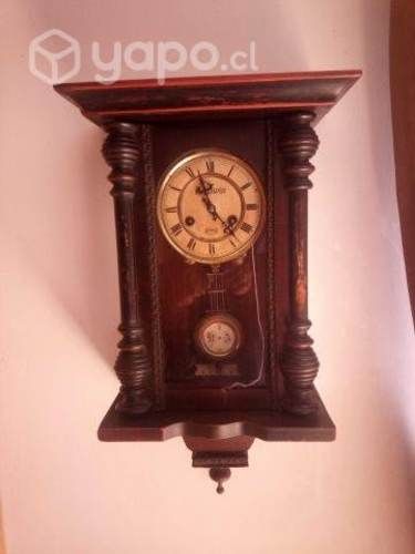 Antiguo reloj mural Baldwin