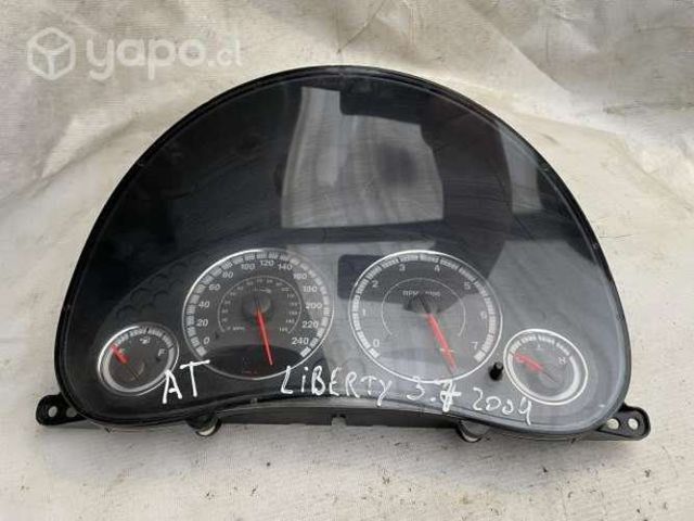 Sinóptico Jeep Liberty 3.7 AT 2004