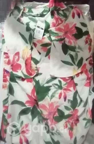 Prendas nuevas con etiqueta