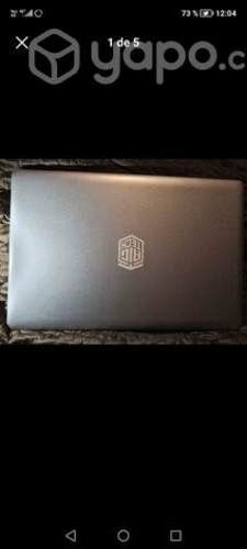 Notebook prácticamente nuevo