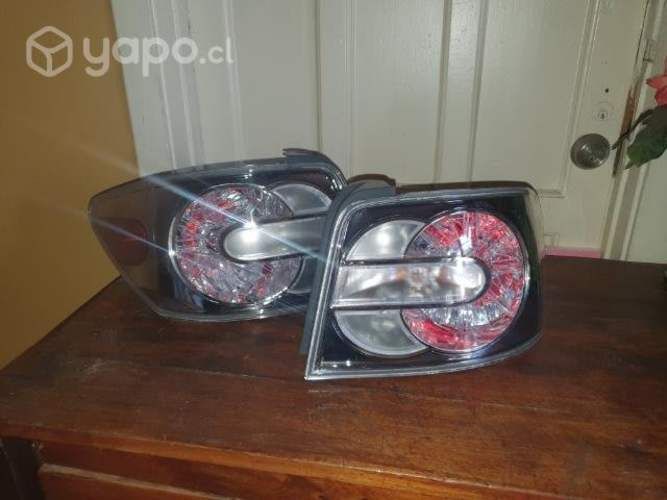 Foco trasero mazda cx7 2010-