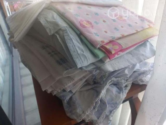 Sabanas varias y fundas