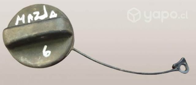 Tapa interior de combustible Mazda 6 2.0 año 2015