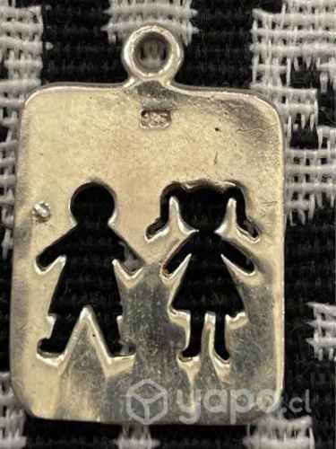 Dije de plata italiana 925 (le falta el colgante)