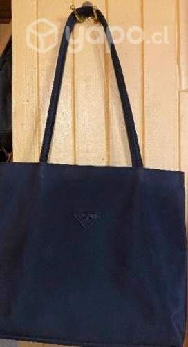 Cartera amplia negra