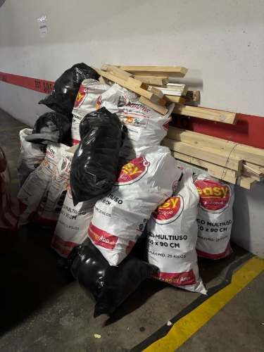 Retiro de Escombros. Retiro de cachureos,madera,poda rama, etc