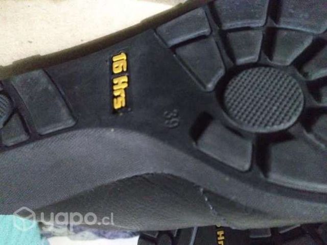 Botines 16 horas cuero.