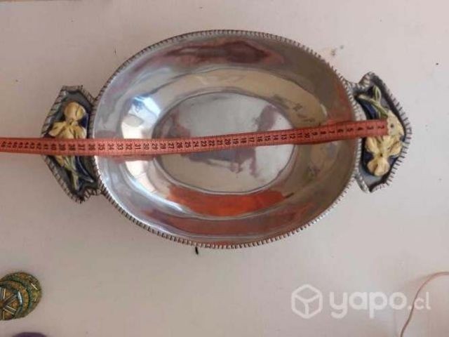 Fuente de peltre como nueva