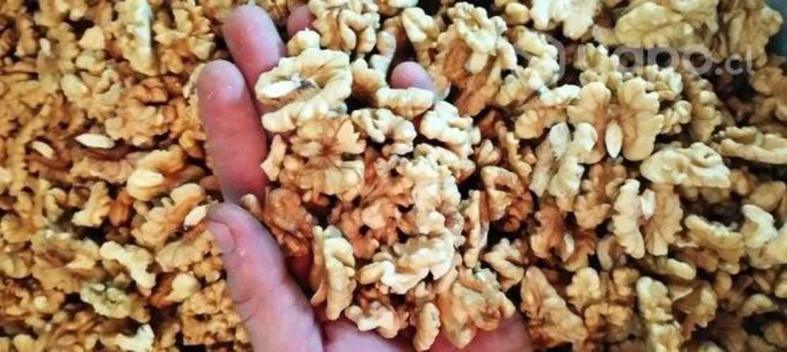 Nueces Chandler de la temporada mariposa