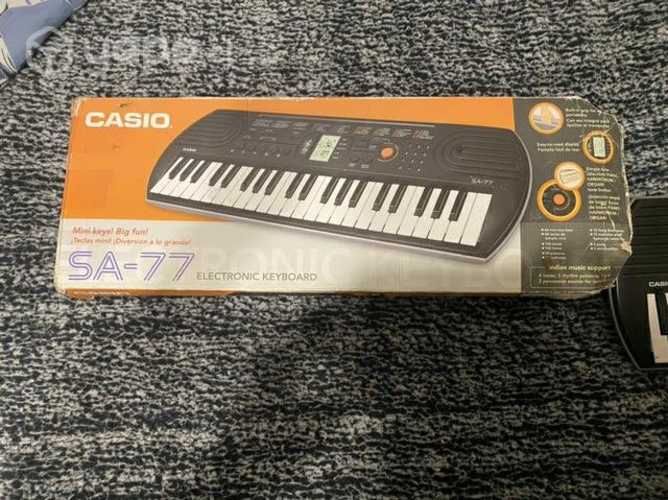 Teclado casio SA-77