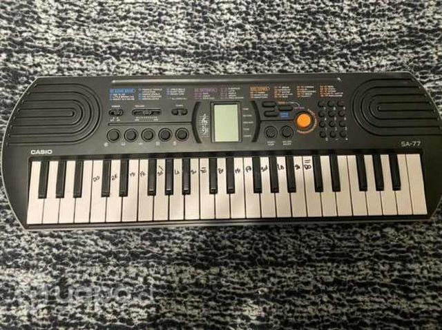 Teclado casio SA-77