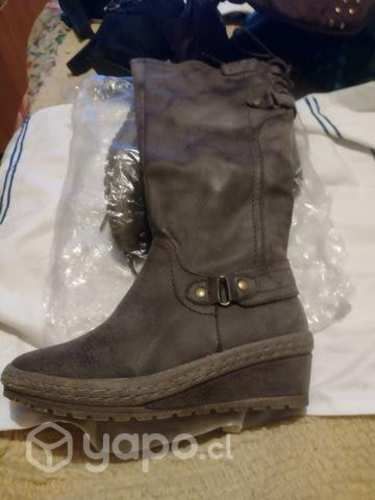 Botas nuevas