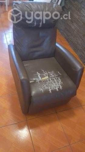Sillón bergere reclinable funcionando