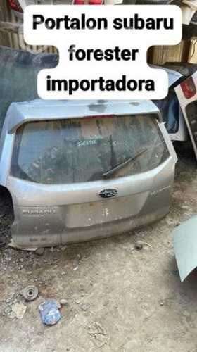 Portalón Subaru forester desarmaduría