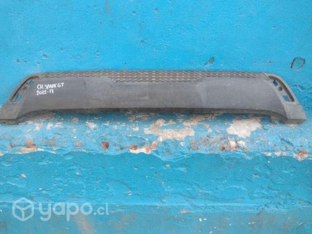 Moldura de parachoque tra Chevrolet spark GT 2014
