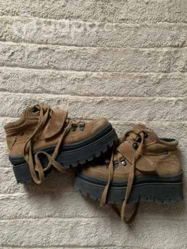 Botines c/moran talla 35