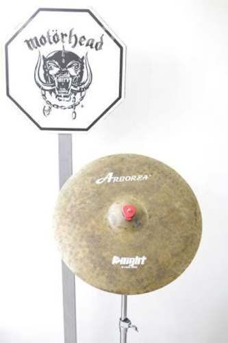 Crash 16 knight arborea // lucy rock