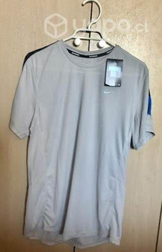 Polera Nike Running