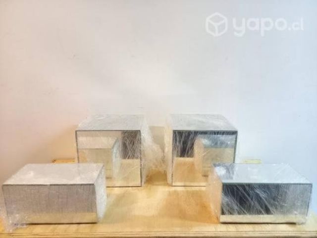 Bases cubos madera con espejo dulces candy bar