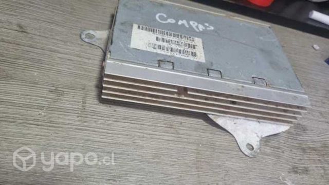 Amplificador jeep compass 2008