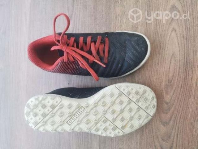 Zapatillas Decathlon fútbol para niño talla 30