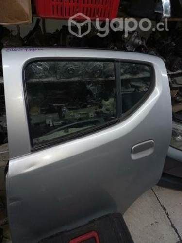 Puerta trasera izquierda suzuki celerio 2013