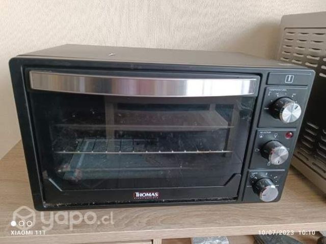 Horno eléctrico, casi nuevo funciona de forma perf