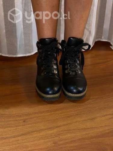 Botines negros