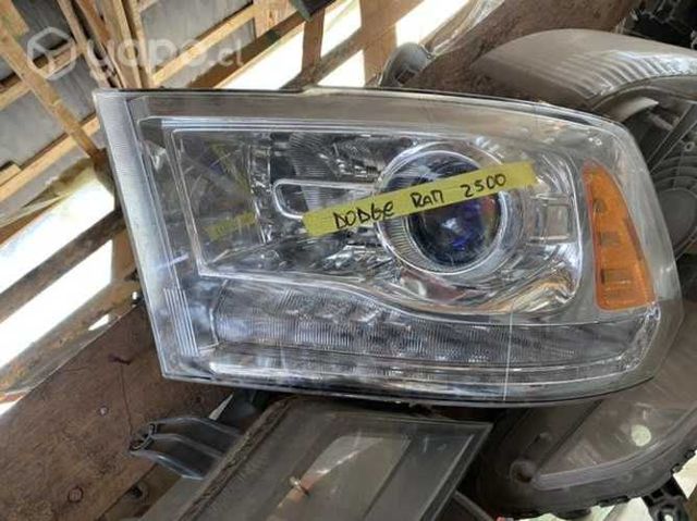 Óptico Dodge ram