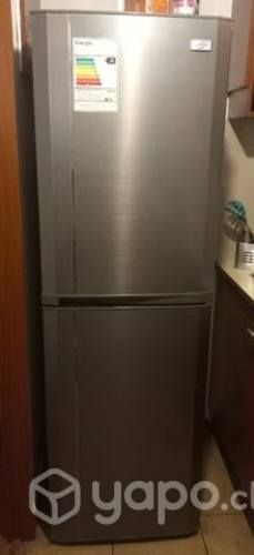 Refrigerador. Nevera Fensa 244 lt sin detalles