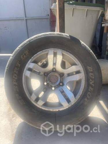 Llanta aluminio con neumatico malo (35) aro 15 For