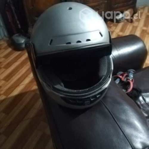 Casco motomoto conversable