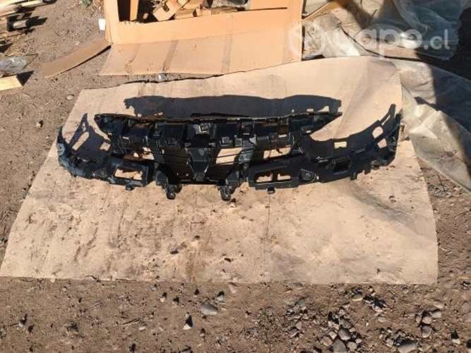 Refuerzo Parachoques Renault Fluence