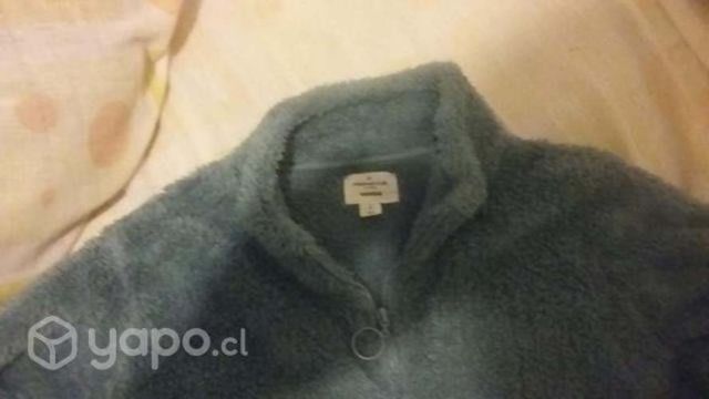 Chaleco corderito y bufanda de mujer