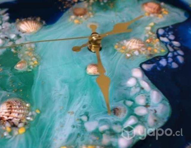 Reloj mural con temática oceanica