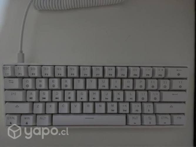 Teclado GK61 Gateron Yellow 60%