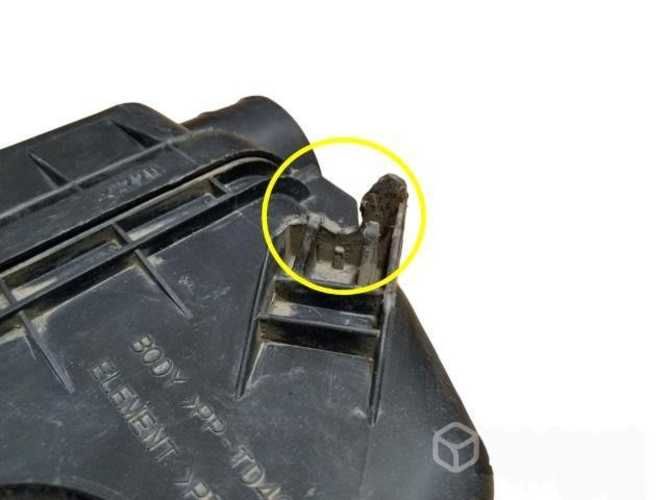 Portafiltro de Aire Mitsubishi Montero G2 2007-15