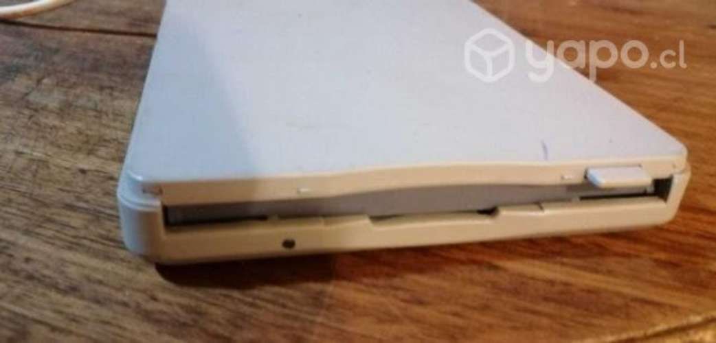 Lector Externo para disquete 3 1/2" Blanco
