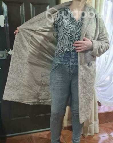 Abrigo grueso forrado, nuevo