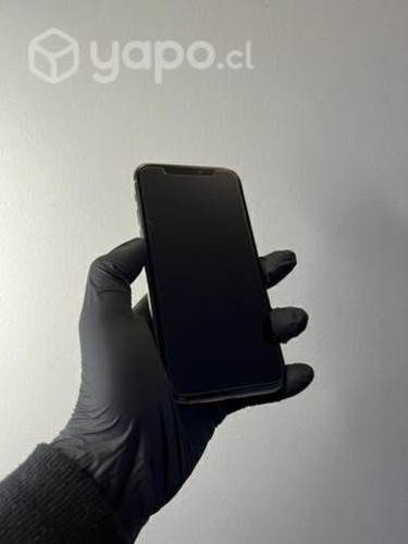 IPhone 11 Pro Silver, seminuevo sin caja.