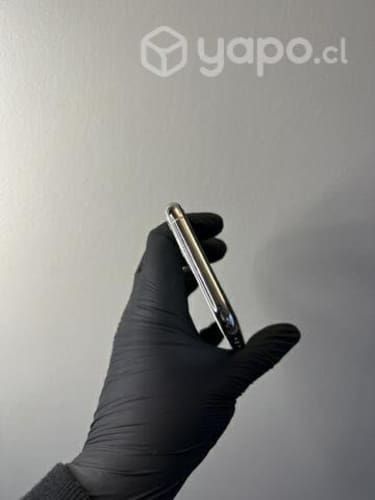 IPhone 11 Pro Silver, seminuevo sin caja.