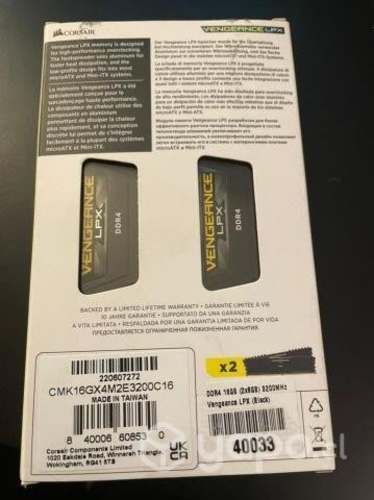 RAM DDR4 16GB (2x8GB) 3200Mhz CORSAIR VengeanceLPX