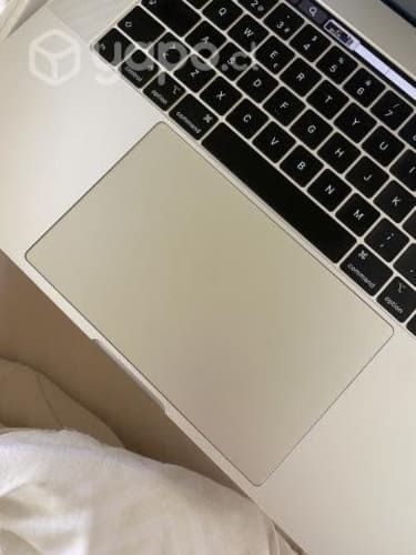 MacBook Pro i7 16gb ram 512gb ssd TouchBar