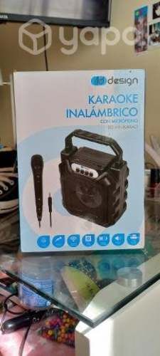 Karaoke inalambrico con micrófono