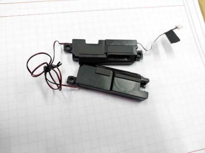 Parlantes de computador Asus FX-504-YCL