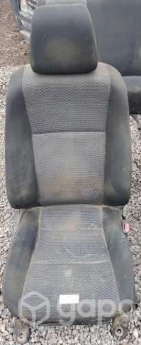 Juego Asientos Detalle (TYF057) Toyota Hilux Revo