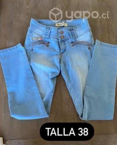 Jeans diferentes tallas todos en buen estado