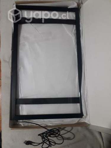 Pantalla tactil 22&quot;