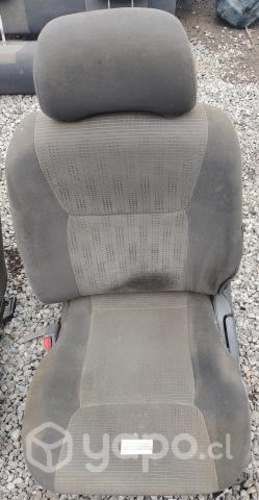 Juego Asientos Detalle (NTX108) Nissan Terrano Jap