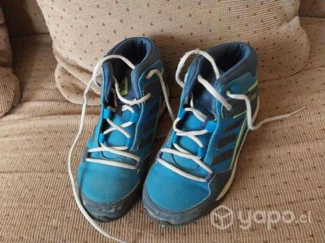 Calzado, botines adiddas terrex